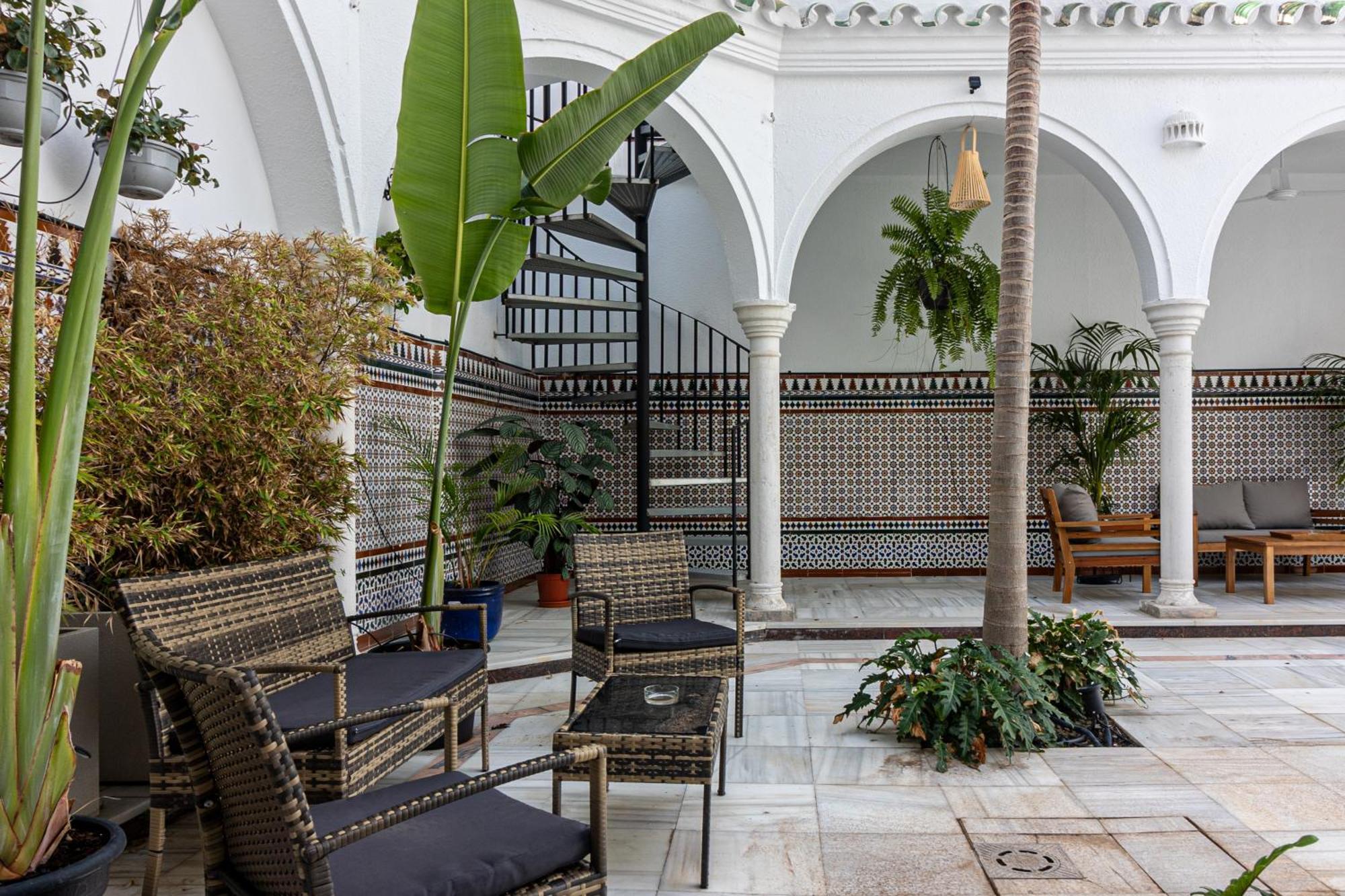 El Patio De La Luna Freshapartments Малага Экстерьер фото