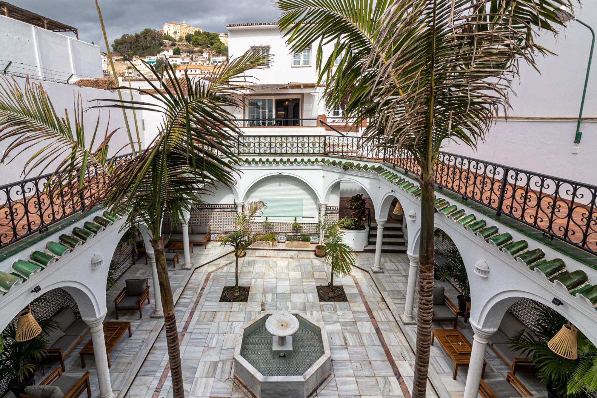 El Patio De La Luna Freshapartments Малага Экстерьер фото